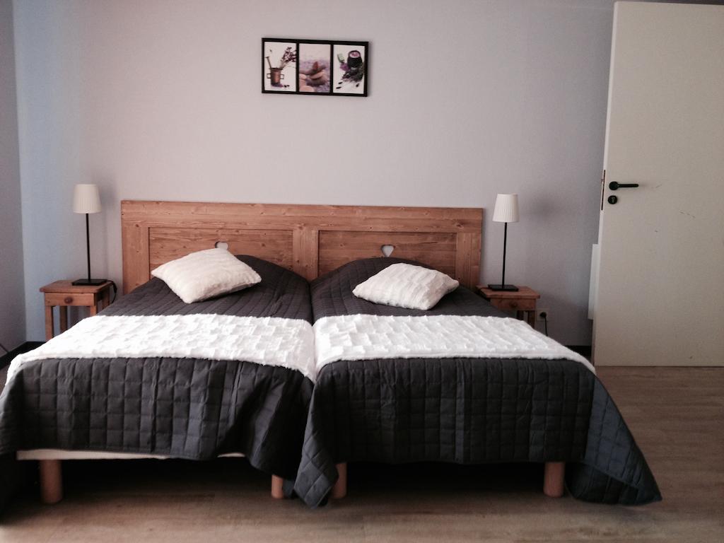Village Vacances Les Alerions Talloires Room photo