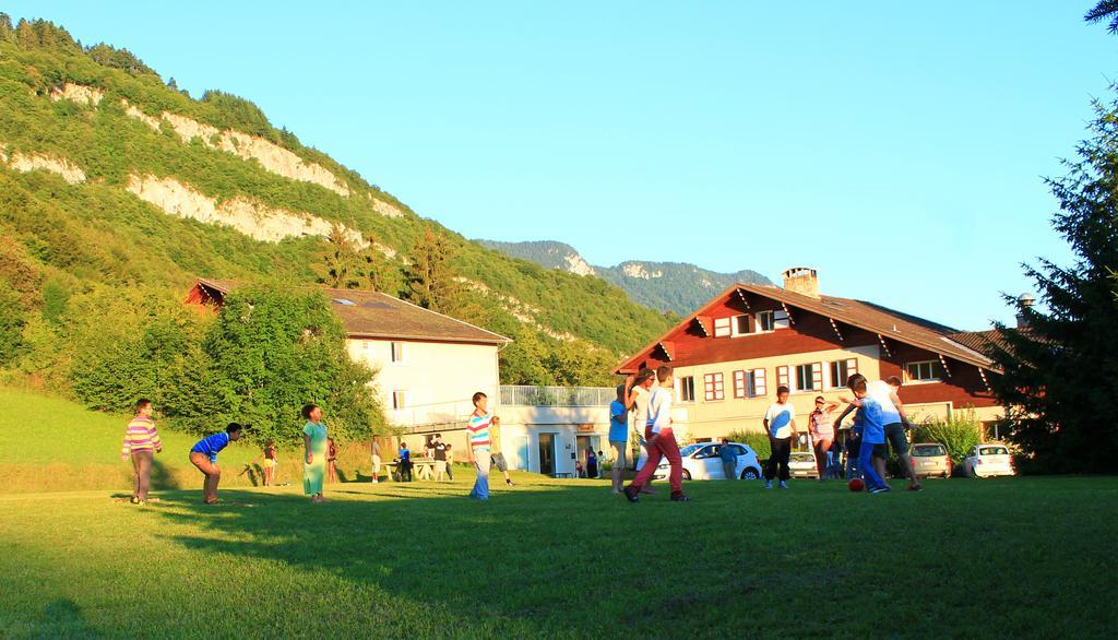 Village Vacances Les Alerions Talloires Exterior photo